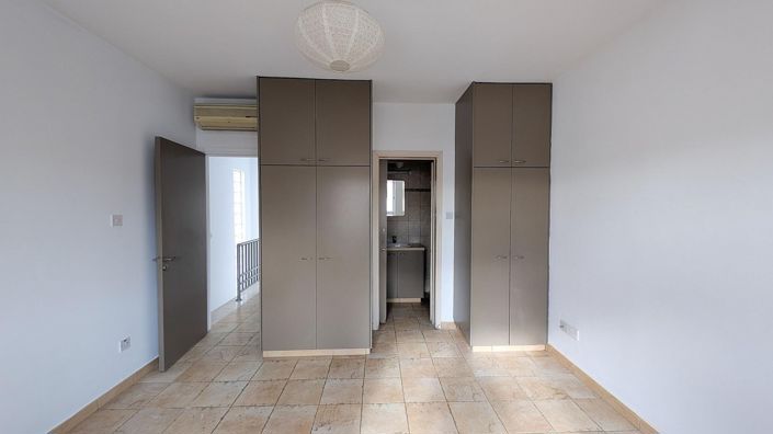 Image No.8-2 Bed Villa for sale