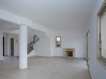 Detached Villa For Sale  in  Mandria