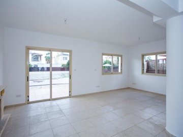 Detached Villa For Sale  in  Mandria