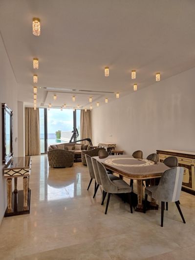 Image No.8-5 Bed Villa for sale