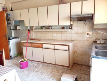 Apartment For Sale  in  Chlorakas