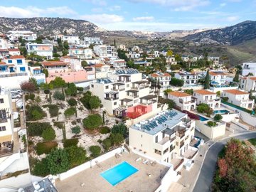 Detached Villa For Sale  in  Acheleia