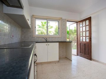 Semi Detached Villa For Sale  in  Peyia