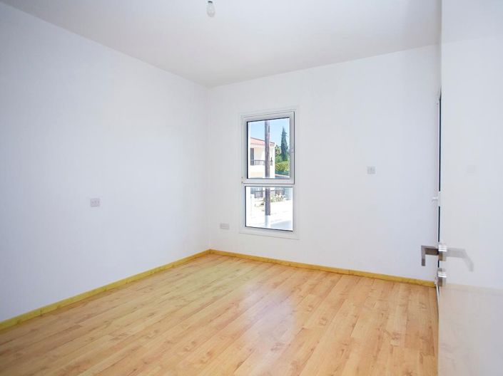 Image No.7-Appartement de 2 chambres à vendre à Peyia