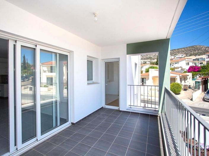 Image No.9-Appartement de 2 chambres à vendre à Peyia