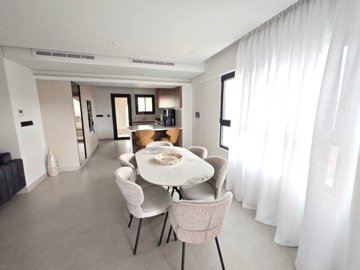 Apartment For Sale  in  Chlorakas