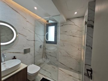 Apartment For Sale  in  Chlorakas