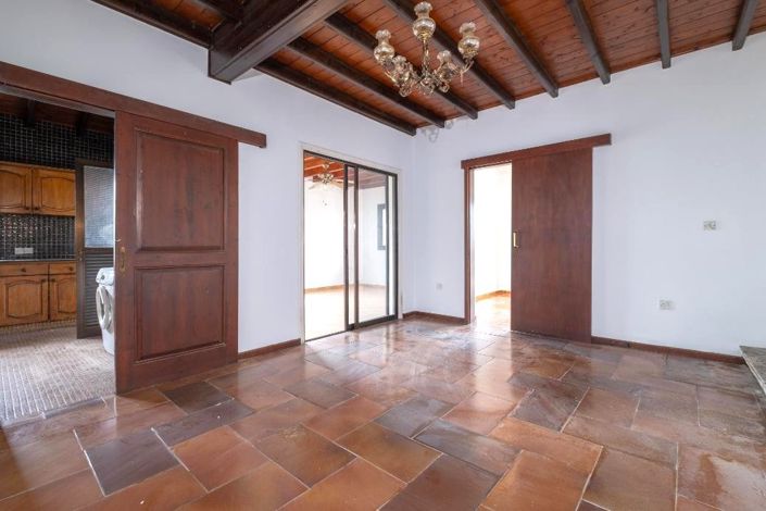 Image No.6-3 Bed Villa for sale