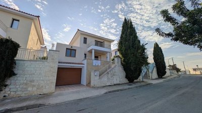 Detached Villa For Sale  in  Tsada