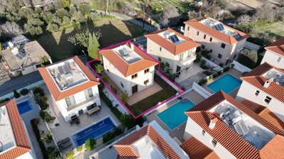 Detached Villa For Sale  in  Tsada