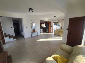 Detached Villa For Sale  in  Tsada
