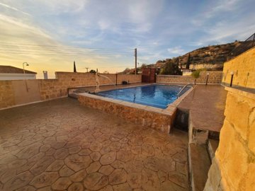 Detached Villa For Sale  in  Tsada