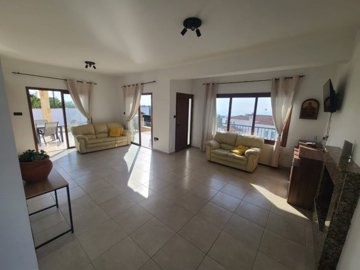 Detached Villa For Sale  in  Tsada