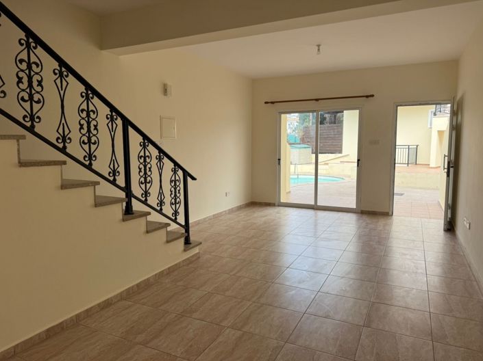 Image No.4-2 Bed Townhouse for sale