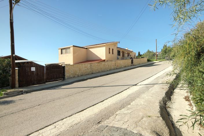 Image No.3-4 Bed Villa for sale