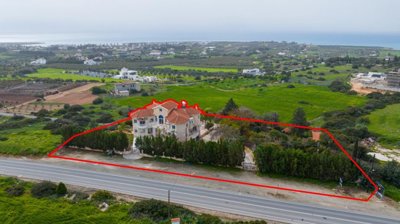 Detached Villa For Sale  in  Acheleia