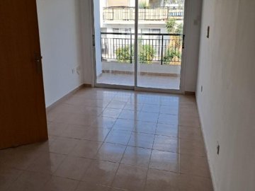 Apartment For Sale  in  Chlorakas