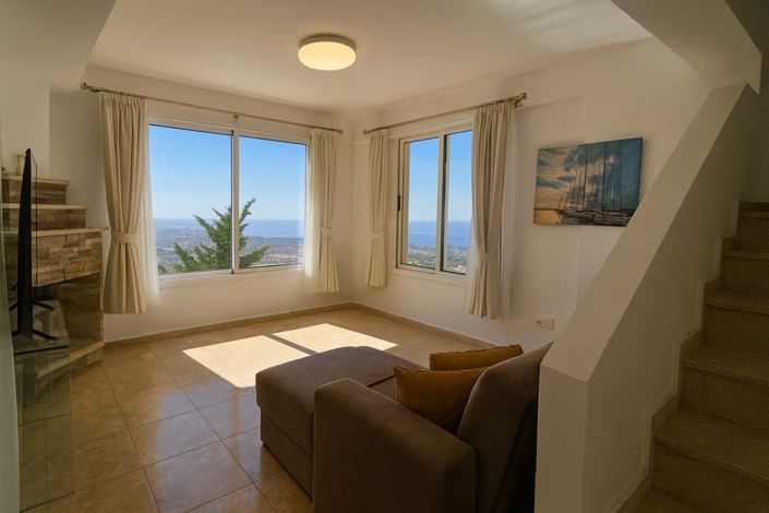 Image No.10-Villa de 6 chambres à vendre à Peyia