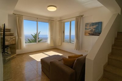 Detached Villa For Sale  in  Peyia