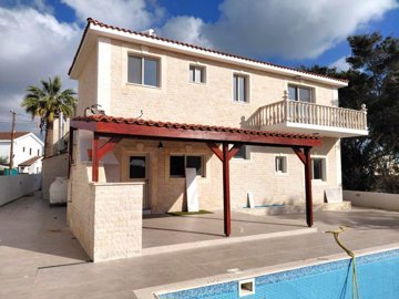 Detached Villa For Sale  in  Tremithousa