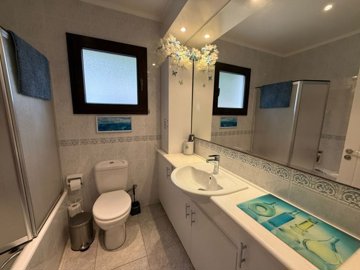 Detached Villa For Sale  in  Acheleia