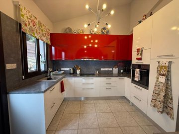 Detached Villa For Sale  in  Acheleia