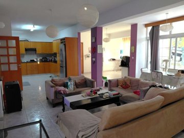Apartment For Sale  in  Paphos