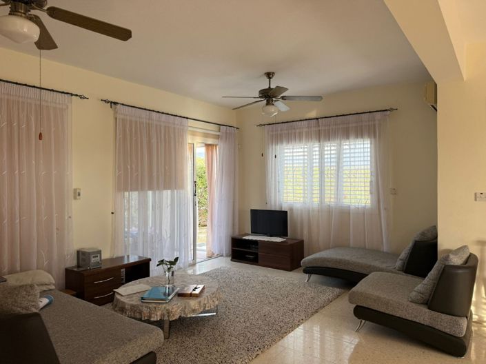 Image No.3-Villa de 2 chambres à vendre à Paphos