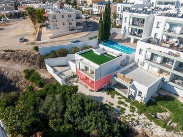 Apartment For Sale  in  Peyia