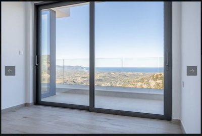 Detached Villa For Sale  in  Acheleia