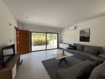 Detached Villa For Sale  in  Kato Paphos - Universal