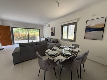 Detached Villa For Sale  in  Kato Paphos - Universal