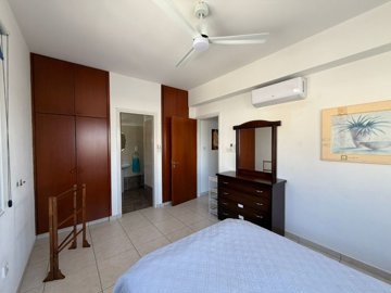 Apartment For Sale  in  Paphos