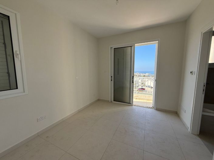 Image No.10-2 Bed Villa for sale