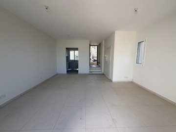 Detached Villa For Sale  in  Chlorakas