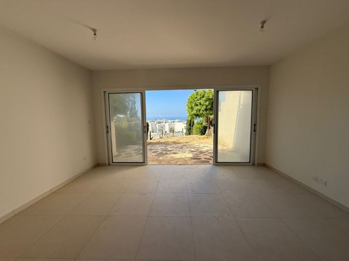 Image No.5-2 Bed Villa for sale