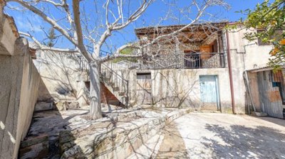 Detached Villa For Sale  in  Salamiou