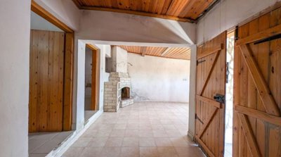 Detached Villa For Sale  in  Salamiou