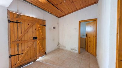 Detached Villa For Sale  in  Salamiou