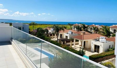 Detached Villa For Sale  in  Peyia - Coral Bay