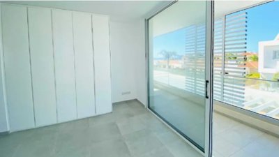 Detached Villa For Sale  in  Peyia - Coral Bay