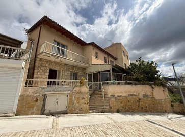 Detached Villa For Sale  in  Acheleia