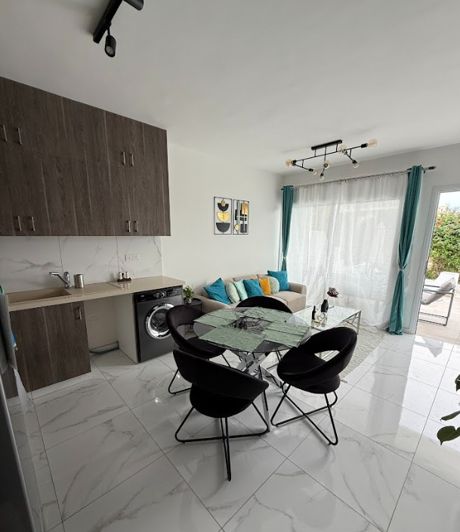 Image No.4-2 Bed Townhouse for sale