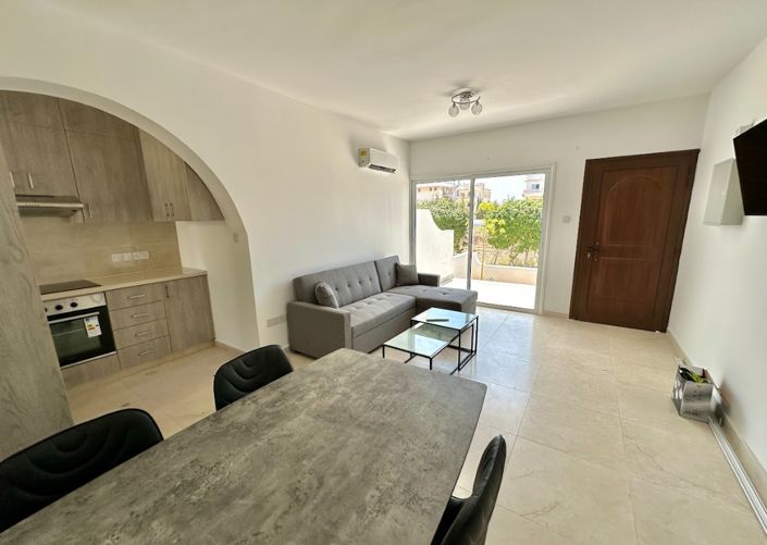 Image No.8-2 Bed Townhouse for sale