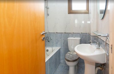 Apartment For Sale  in  Paphos