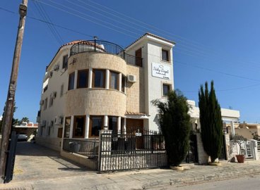 Detached Villa For Sale  in  Geroskipou