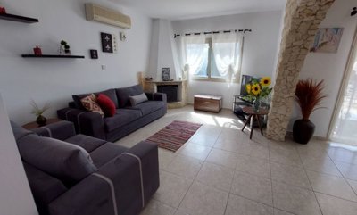 Detached Villa For Sale  in  Peyia