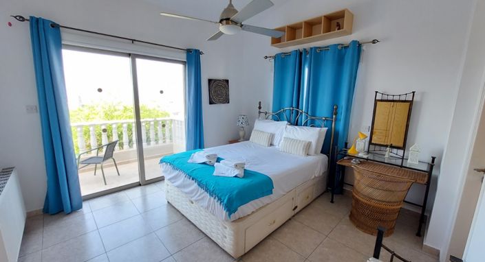 Image No.6-3 Bed Villa for sale