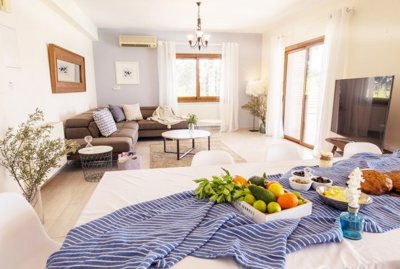 Detached Villa For Sale  in  Peyia - St. George