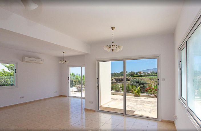 Image No.4-3 Bed Villa for sale